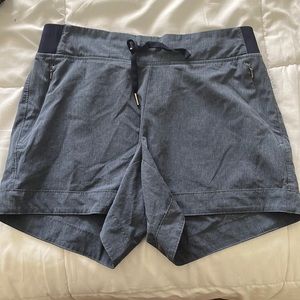 Lightweight shorts